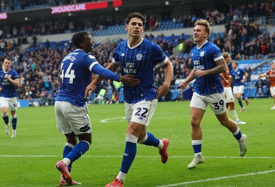 181025 - Cardiff City v Reading, EFL SkyBet League 1 - Yousef Salech of Cardiff City celebrates after scoring Cardiff’s second goal