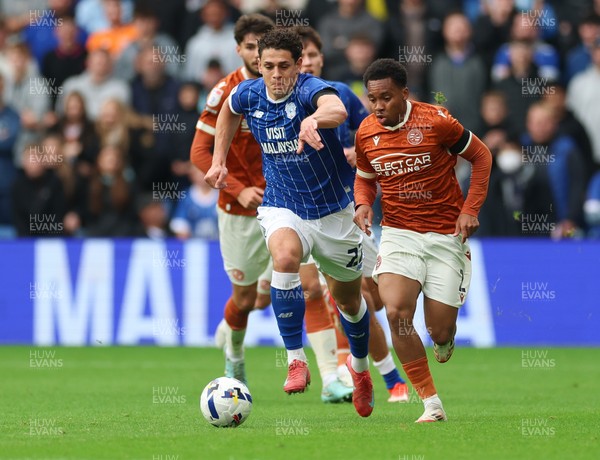 181025 - Cardiff City v Reading, EFL SkyBet League 1 - Yousef Salech of Cardiff City is tackled by Kelvin Abrefa of Reading