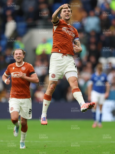 181025 - Cardiff City v Reading, EFL SkyBet League 1 - Lewis Wing of Reading celebrates after scoring goal