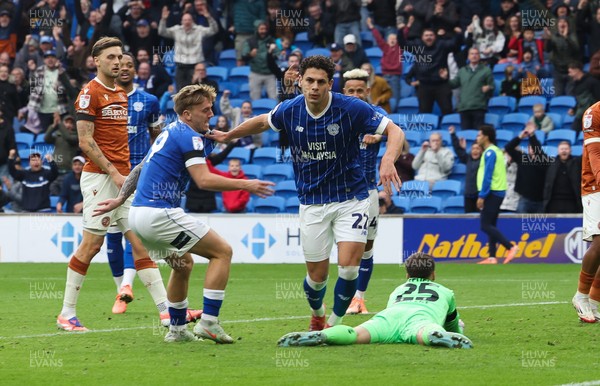 181025 - Cardiff City v Reading, EFL SkyBet League 1 - Yousef Salech of Cardiff City celebrates after scoring Cardiff’s second goal