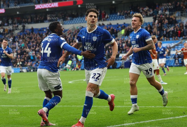 181025 - Cardiff City v Reading, EFL SkyBet League 1 - Yousef Salech of Cardiff City celebrates after scoring Cardiff’s second goal
