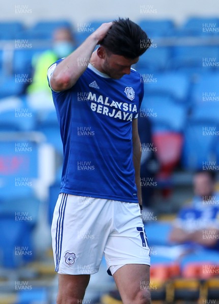 260920 - Cardiff City v Reading - SkyBet Championship - Dejected Kieffer Moore of Cardiff City