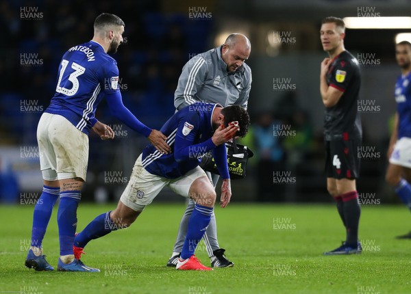 310120 - Cardiff City v Reading, Sky Bet Championship - Sean Morrison of Cardiff City receives treatment for a head injury