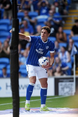 160825 - Cardiff City v Rotherham United - Sky Bet League 1 - Yousef Salech of Cardiff City heads close