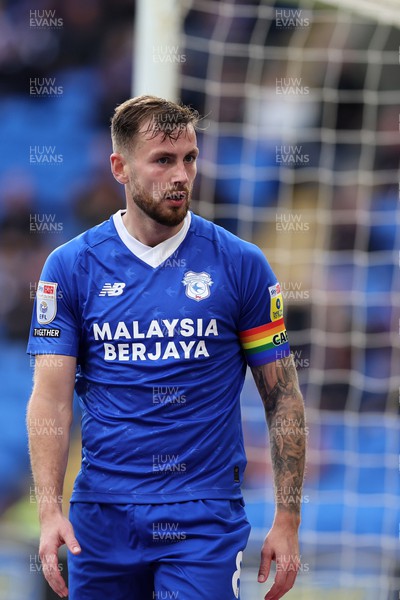 291022 - Cardiff City v Rotherham United - Sky Bet Championship - Joe Ralls of Cardiff city in action 