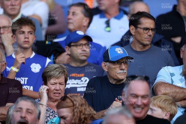 290826 - Cardiff City v Sheffield United - SkyBet Championship - Cardiff fans