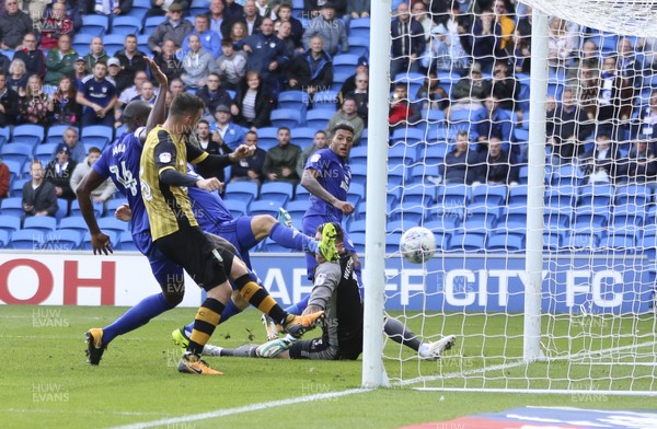 160917 - Cardiff City v Sheffield Wednesday, SkyBet Championship - Sol Bamba of Cardiff City scores in added time to level the match