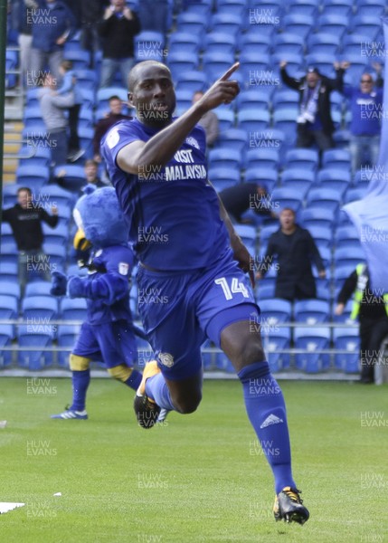 160917 - Cardiff City v Sheffield Wednesday, SkyBet Championship - Sol Bamba of Cardiff City celebrates after he scores in added time to level the match