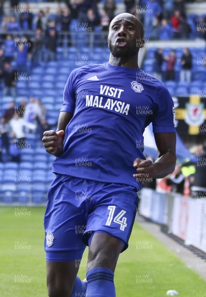 160917 - Cardiff City v Sheffield Wednesday, SkyBet Championship - Sol Bamba of Cardiff City celebrates after he scores in added time to level the match