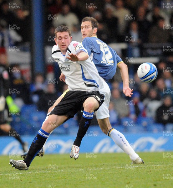 20.12.08 - Championship Football -  Cardiff City v Sheffield Wednsday -  Sheffield's Luke Boden is challenged by Cardiff's Roger Johnson 