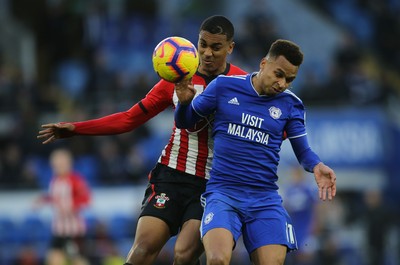 081218 - Cardiff City v Southampton, Premier League - Josh Murphy of Cardiff City and Yan Valery of Southampton compete for the ball