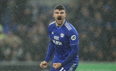 081218 - Cardiff City v Southampton, Premier League - Callum Paterson of Cardiff City celebrates after scoring goal