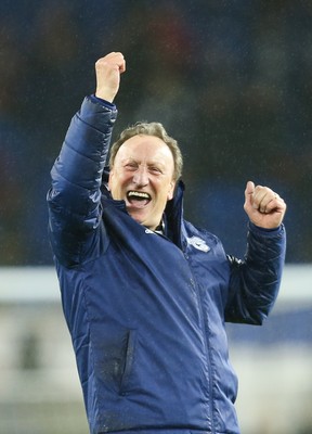 081218 - Cardiff City v Southampton, Premier League - Cardiff City manager Neil Warnock celebrates the win at the end of the match