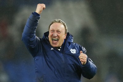 081218 - Cardiff City v Southampton, Premier League - Cardiff City manager Neil Warnock celebrates the win at the end of the match