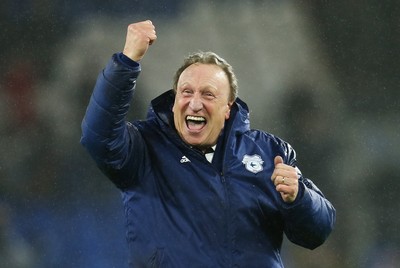 081218 - Cardiff City v Southampton, Premier League - Cardiff City manager Neil Warnock celebrates the win at the end of the match