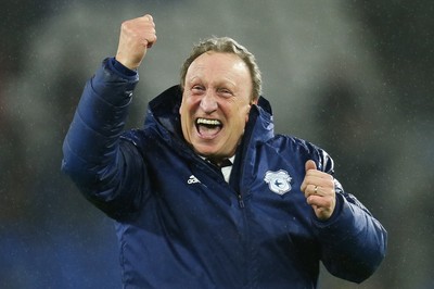 081218 - Cardiff City v Southampton, Premier League - Cardiff City manager Neil Warnock celebrates the win at the end of the match