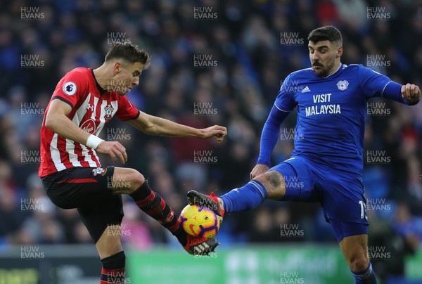 081218 - Cardiff City v Southampton, Premier League - Callum Paterson of Cardiff City and Jan Bednarek of Southampton compete for the ball