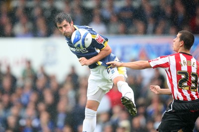 09.08.08 -  Cardiff City v Southampton, Coca Cola Championship -  Cardiff's Steve Thompson fiplays the ball past Southampton's Lloyd James  