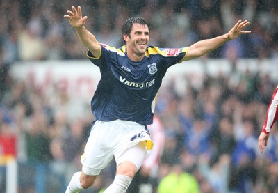 09.08.08 -  Cardiff City v Southampton, Coca Cola Championship -  Cardiff's Steve Thompson celebrates after scoring goal 