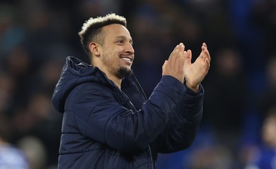 291225 - Cardiff City v Stevenage, EFL Sky Bet League 1 - Callum Robinson of Cardiff City celebrates at the end of the match