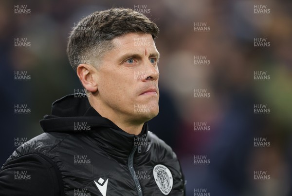 291225 - Cardiff City v Stevenage, EFL Sky Bet League 1 - Stevenage manager Alex Revell