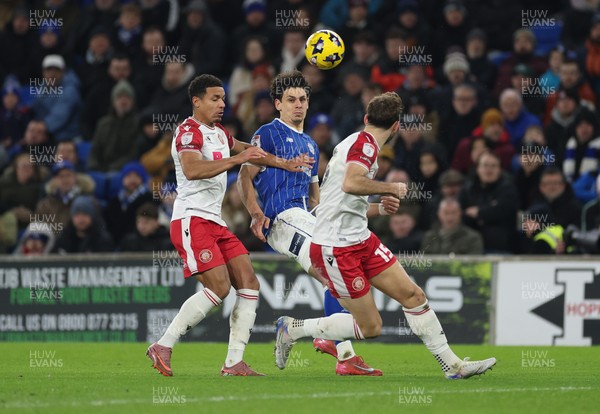 291225 - Cardiff City v Stevenage, EFL Sky Bet League 1 - Yousef Salech of Cardiff City takes on Luther James-Wildin of Stevenage and Charlie Goode of Stevenage