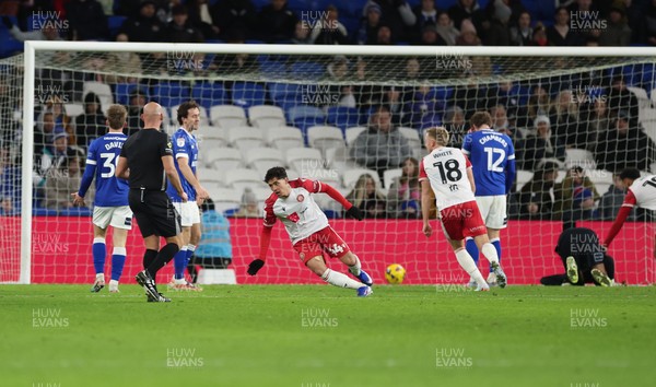 291225 - Cardiff City v Stevenage, EFL Sky Bet League 1 - Phoenix Patterson of Stevenage wheels away to celebrates after scoring goal