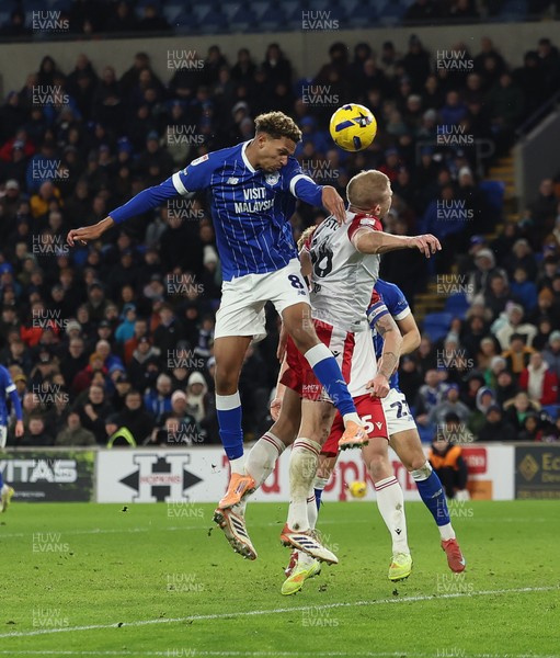 291225 - Cardiff City v Stevenage, EFL Sky Bet League 1 - Omari Kellyman of Cardiff City heads at goal
