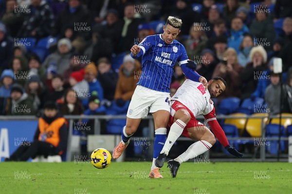 291225 - Cardiff City v Stevenage, EFL Sky Bet League 1 - Callum Robinson of Cardiff City and Louis Thompson of Stevenage compete for the ball