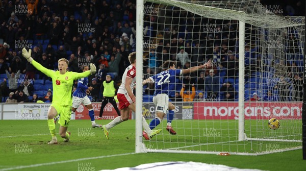 291225 - Cardiff City v Stevenage, EFL Sky Bet League 1 - Yousef Salech of Cardiff City scores the second goal