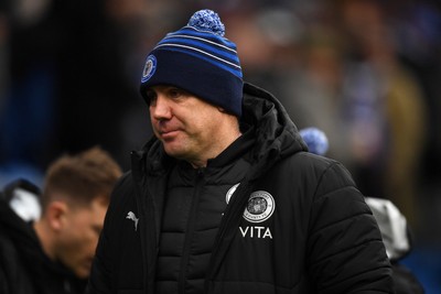 240126 - Cardiff City v Stockport County - Sky Bet League 1 - Stockport manager, Dave Challinor