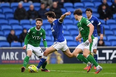 240126 - Cardiff City v Stockport County - Sky Bet League 1 - Joel Colwill of Cardiff City scores a goal