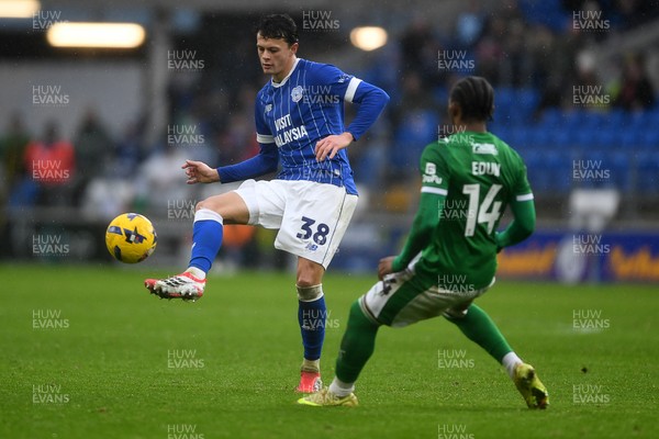 240126 - Cardiff City v Stockport County - Sky Bet League 1 - Perry NG of Cardiff City