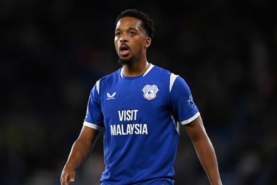 080926 - Cardiff City v Stoke City - Sky Bet Championship - Chris Willock of Cardiff City