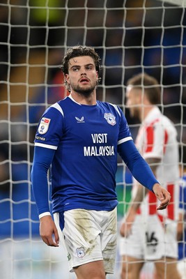 080926 - Cardiff City v Stoke City - Sky Bet Championship - Ollie Tanner of Cardiff City