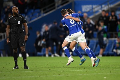 080926 - Cardiff City v Stoke City - Sky Bet Championship - Joel Colwill of Cardiff City celebrates scoring a goal with team mates