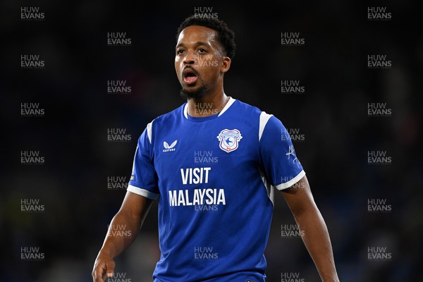 080926 - Cardiff City v Stoke City - Sky Bet Championship - Chris Willock of Cardiff City