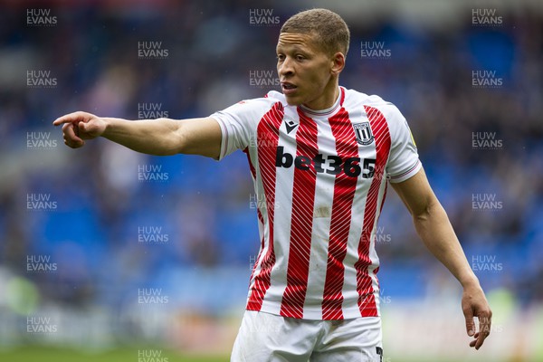220423 - Cardiff City v Stoke City - Sky Bet Championship - Dwight Gayle of Stoke City in action