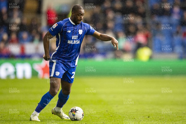 240224 - Cardiff City v Stoke City - Sky Bet Championship - Yakou Meïte of Cardiff City in action
