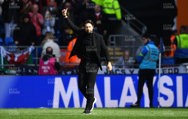 010423 - Cardiff City v Swansea City - EFL SkyBet Championship - Swansea City manager Russell Martin