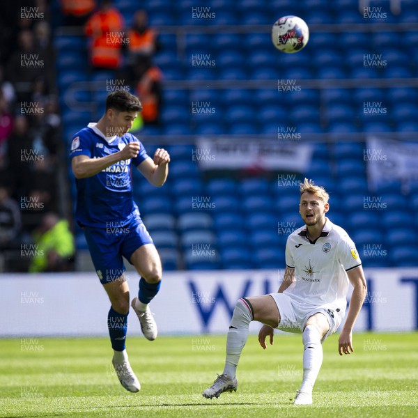 010423 - Cardiff City v Swansea City - Sky Bet Championship - Callum O'Dowda of Cardiff City in action against Harry Darling of Swansea City