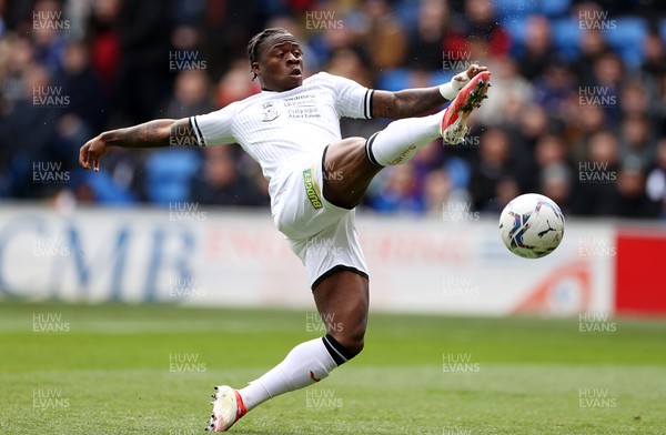 020422 - Cardiff City v Swansea City, South Wales derby - SkyBet Championship - Michael Obafemi of Swansea City gets a toe to the ball