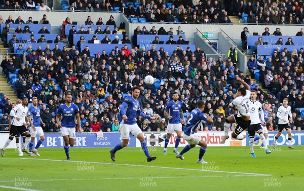 120120 - Cardiff City v Swansea City, Sky Bet Championship - Wayne Routledge of Swansea City fires a shot at goal