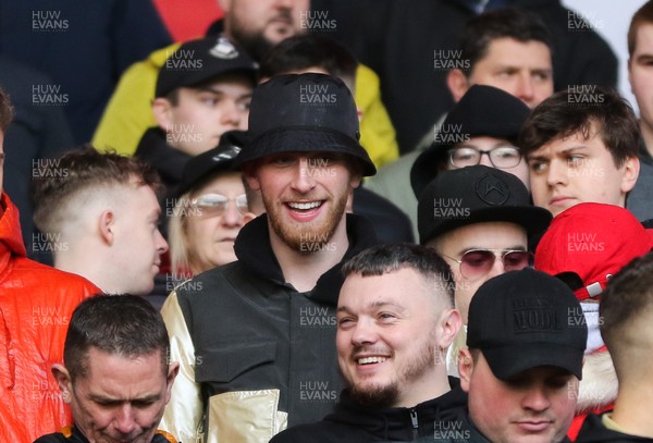 120120 - Cardiff City v Swansea City, Sky Bet Championship - Former Swansea player Oli McBurnie joins the Swansea fans at the match
