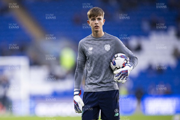 160923 - Cardiff City v Swansea City - Sky Bet Championship - Cardiff City goalkeeper Alex Runarsson  during the warm up
