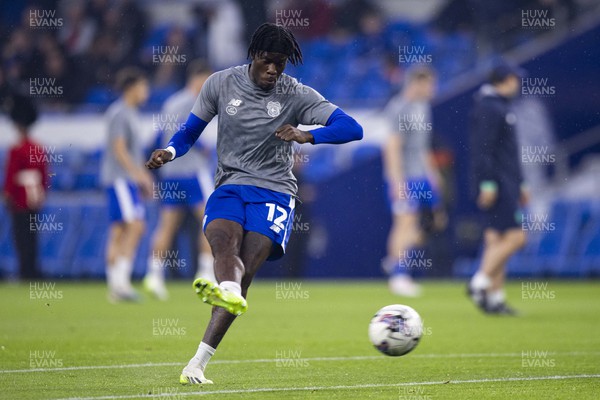 160923 - Cardiff City v Swansea City - Sky Bet Championship - Iké Ugbo of Cardiff City during the warm up