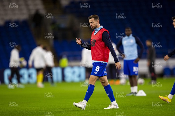021122 - Cardiff City v Watford - Sky Bet Championship - Joe Ralls of Cardiff City during the warm up