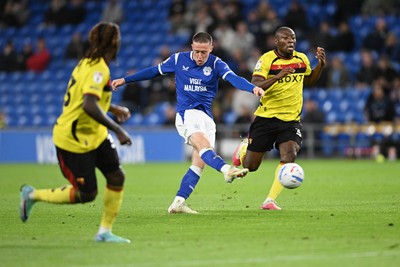 131026 - Cardiff City v Watford - Sky Bet Championship - Jack Moylan of Cardiff City has a shot on goal
