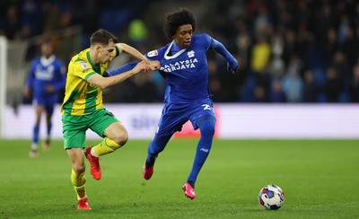 150323 - Cardiff City v West Bromwich Albion, EFL Sky Bet Championship - Jaden Philogene of Cardiff City and Jayson Molumby of West Bromwich Albion compete for the ball