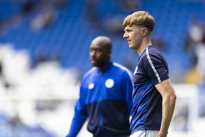 260425 - Cardiff City v West Bromwich Albion - Sky Bet Championship - Joel Bagan of Cardiff City during the warm up